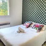 Grand Appartement Spacieux A 5 Min Du Centre Ville