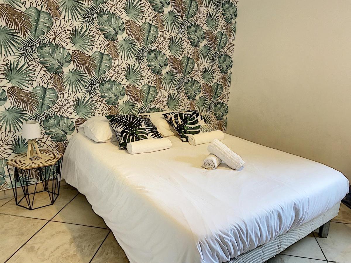 Grand Spacieux A 5 Min Du Centre Ajaccio (Corsica)